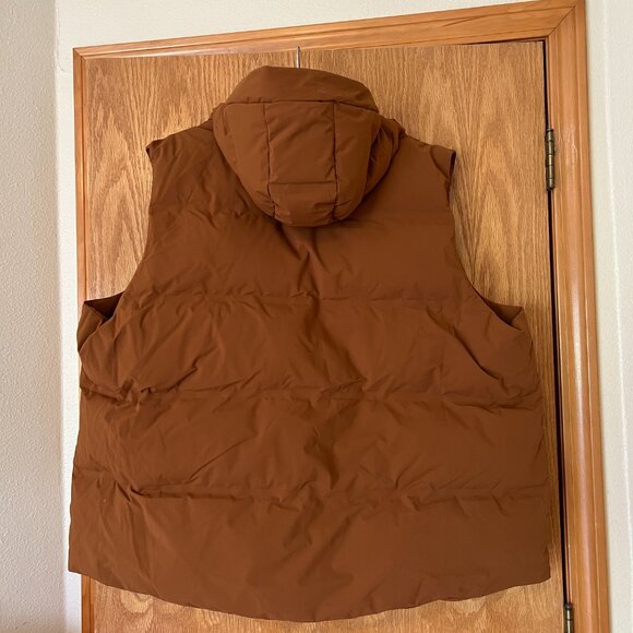 Women's Glacier Peak Seamless Stretch Down Vest - Picture 3 of 3